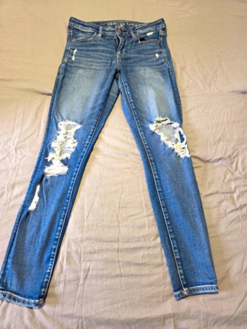 American Eagle Women Distressed Jeans Medium Wash Blue Ripped Knee Skinny Size 8
